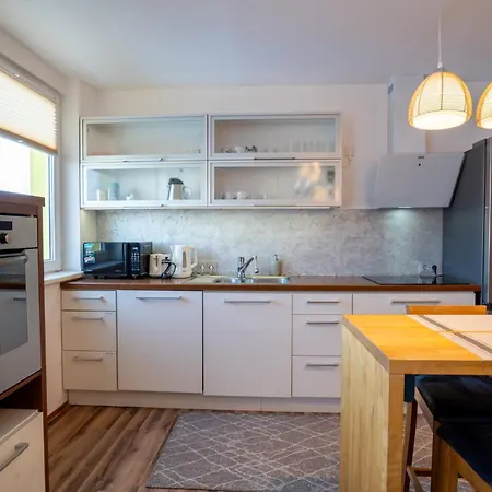 Ravi 1a Παρνού